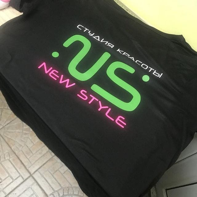 Типография ЮВАО +7(495)5054743 СВАО +7(495)7403558 Печать на одежде. Широкоформатная и УФ печать. Рекламные конструкции: Стенды. Вывески. Указатели. Баннеры. Наклейки. Таблички. Щтендеры — фото 10