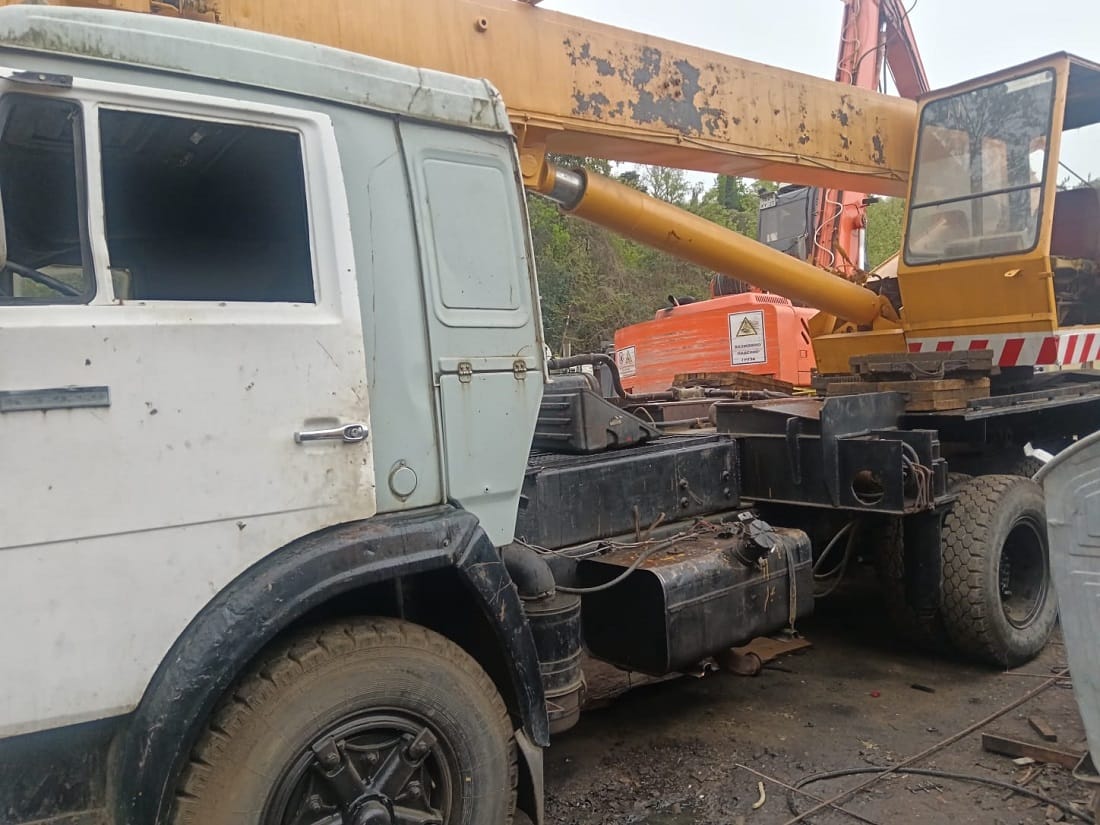 Автокран Камаз КС-4572А (Галичанин) — фото 3