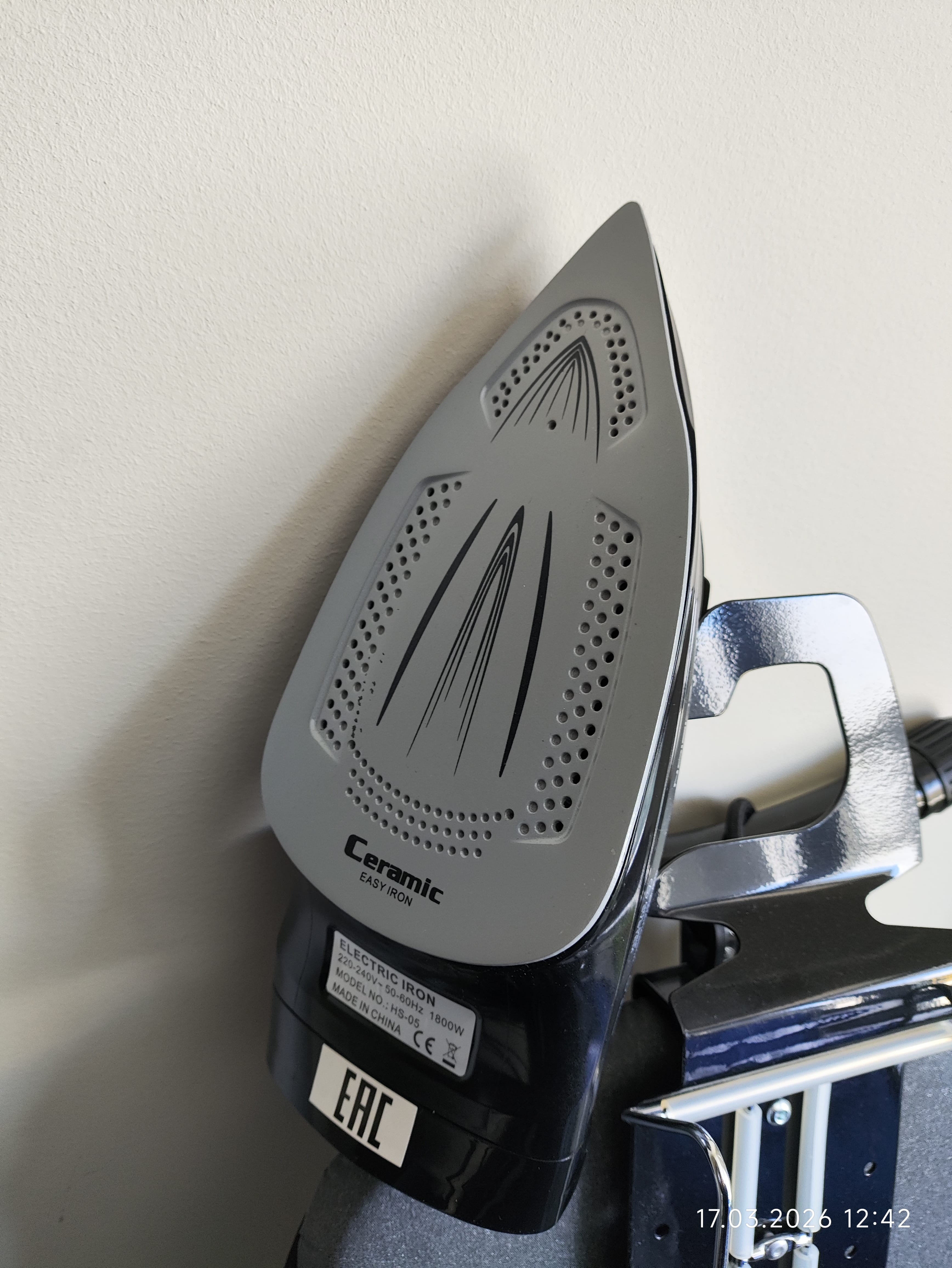 Мебель, гладильные доски с утюгами — фото 6