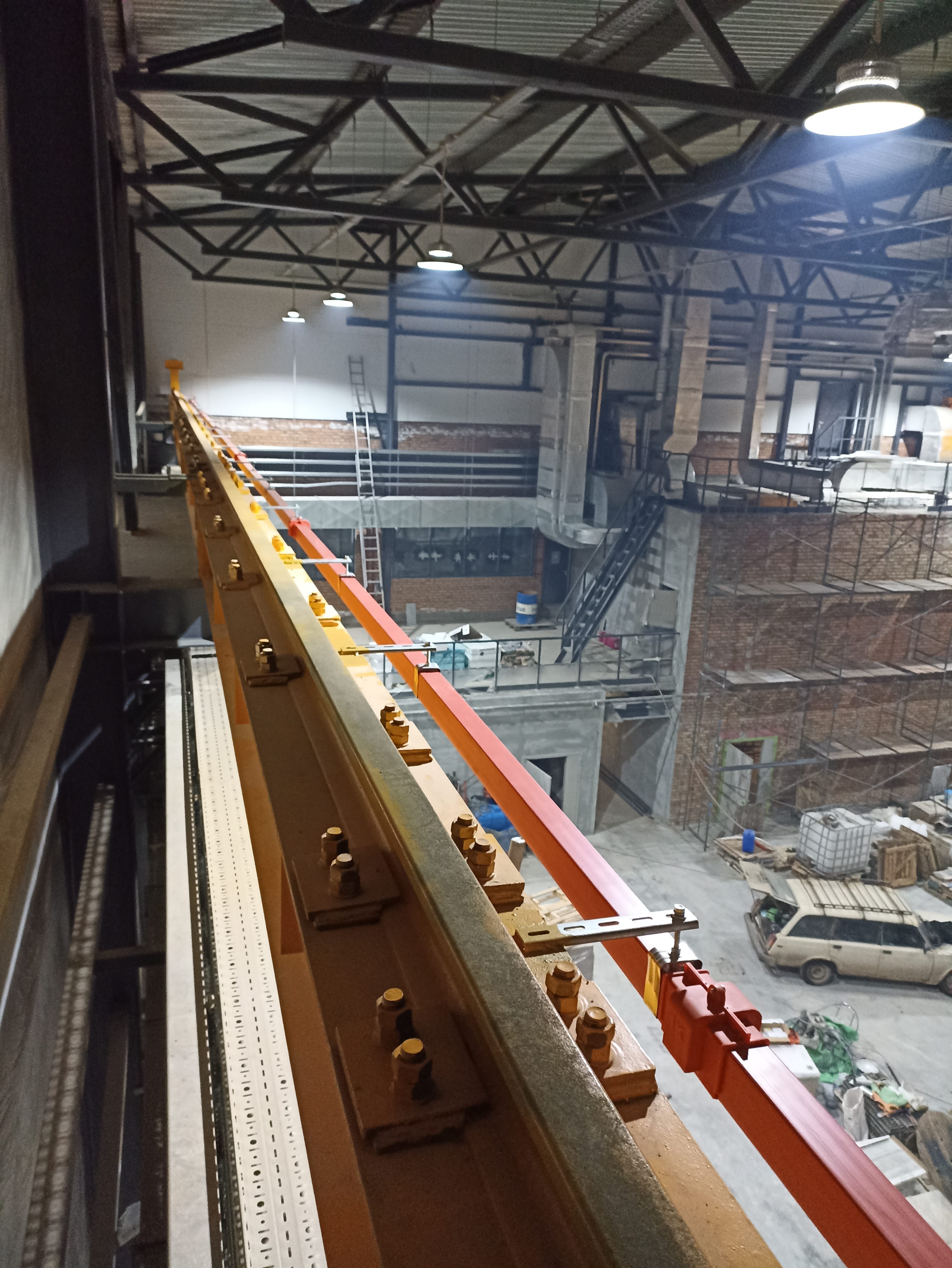 Монтаж и поставка крановых троллей и шинопроводов всех типов