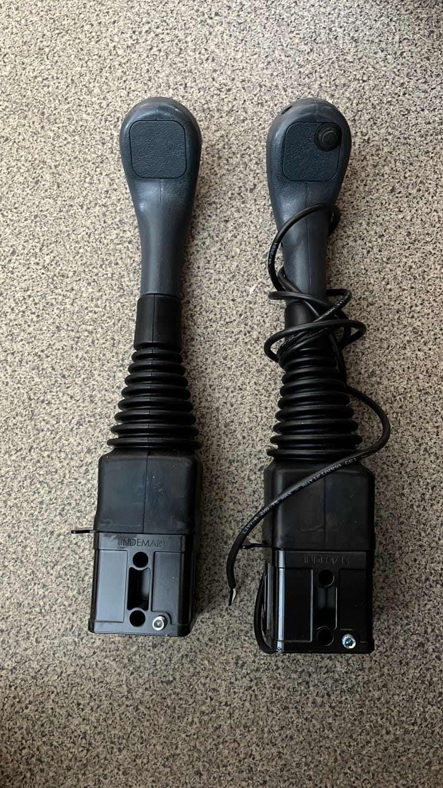 Джойстики управления тросовые для спецтехники — фото 8