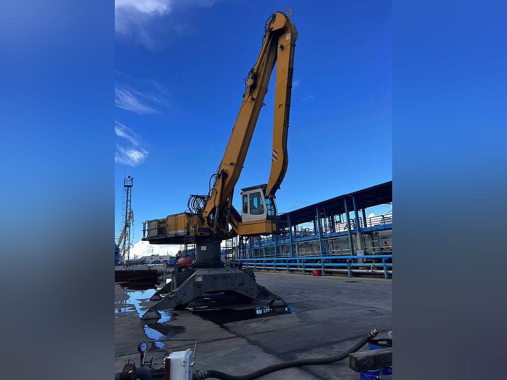 Перегружатель погрузчик Liebherr 954, 2010 г., проставка — фото 3