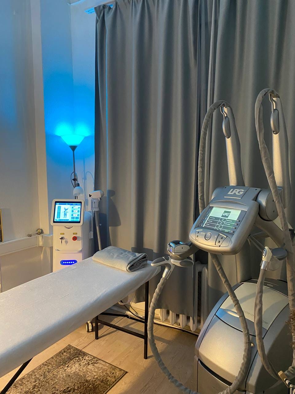 Диодный лазер для эпиляции в аренду — фото 4