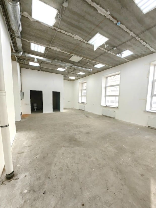 Помещение 140 м², два зала. — фото 3