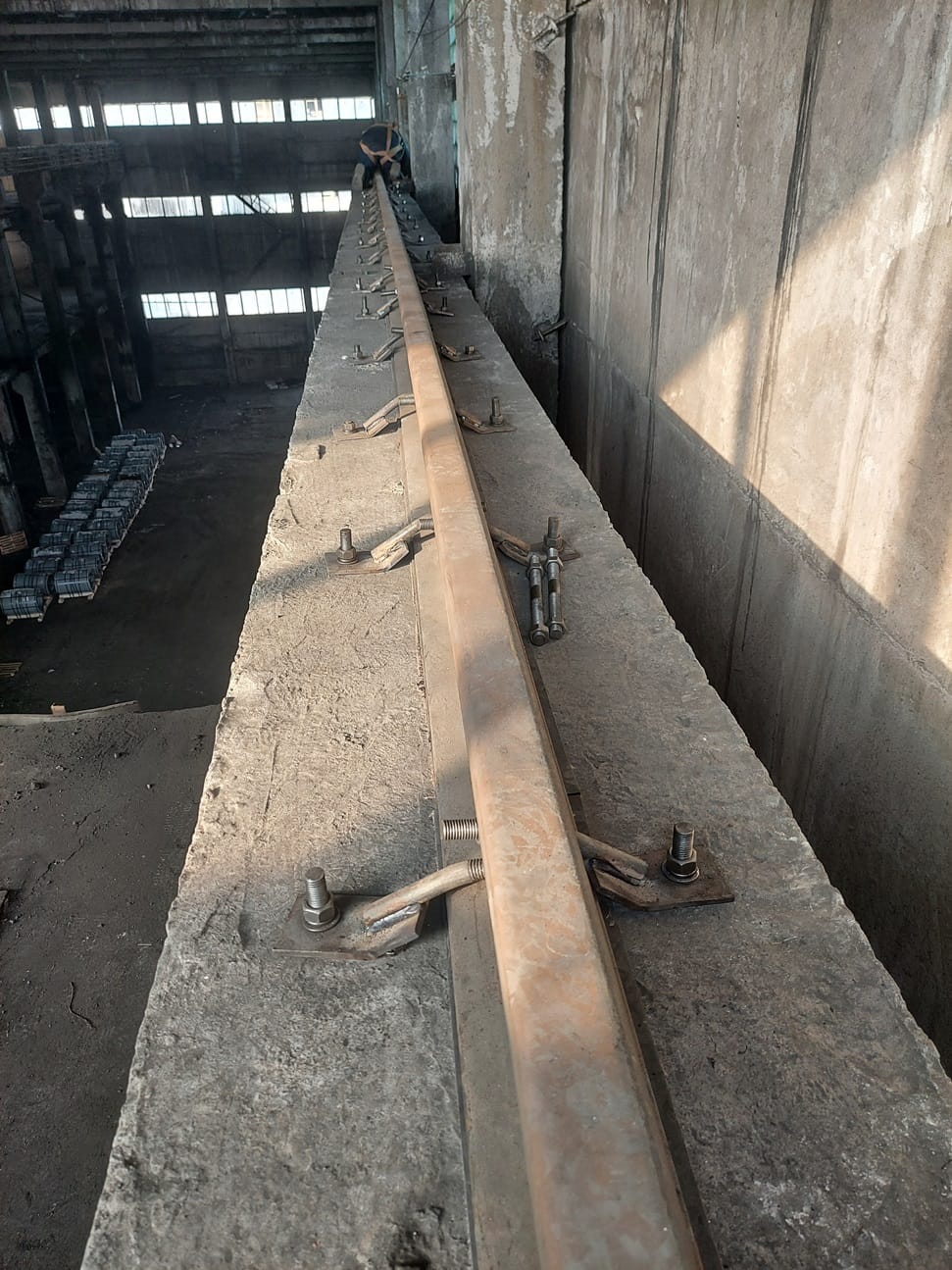 Строительство и монтаж надземных подкрановых путей мостовых кранов — фото 11