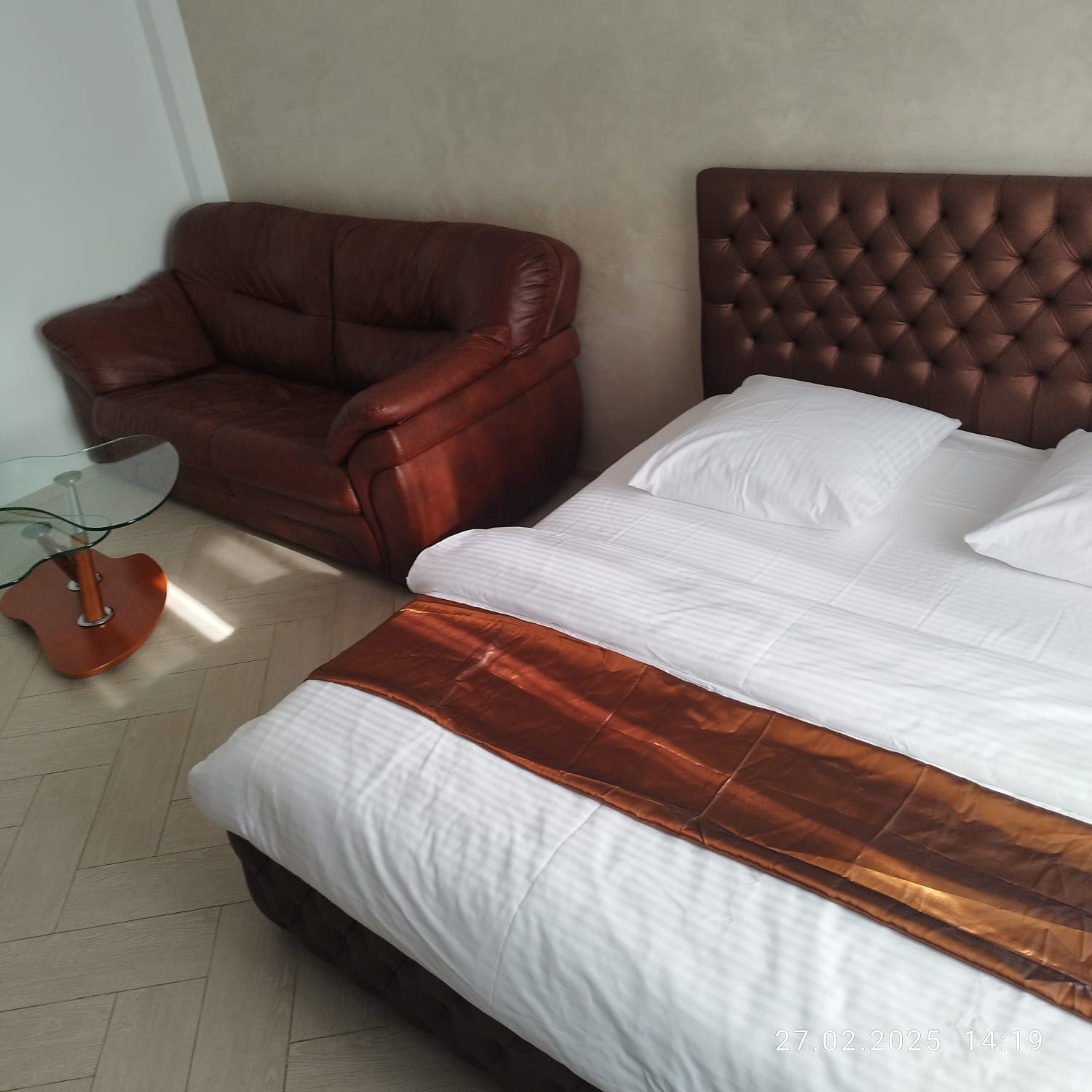 Сдам на часы,              ночь,              сутки Солнечная 6 — фото 6