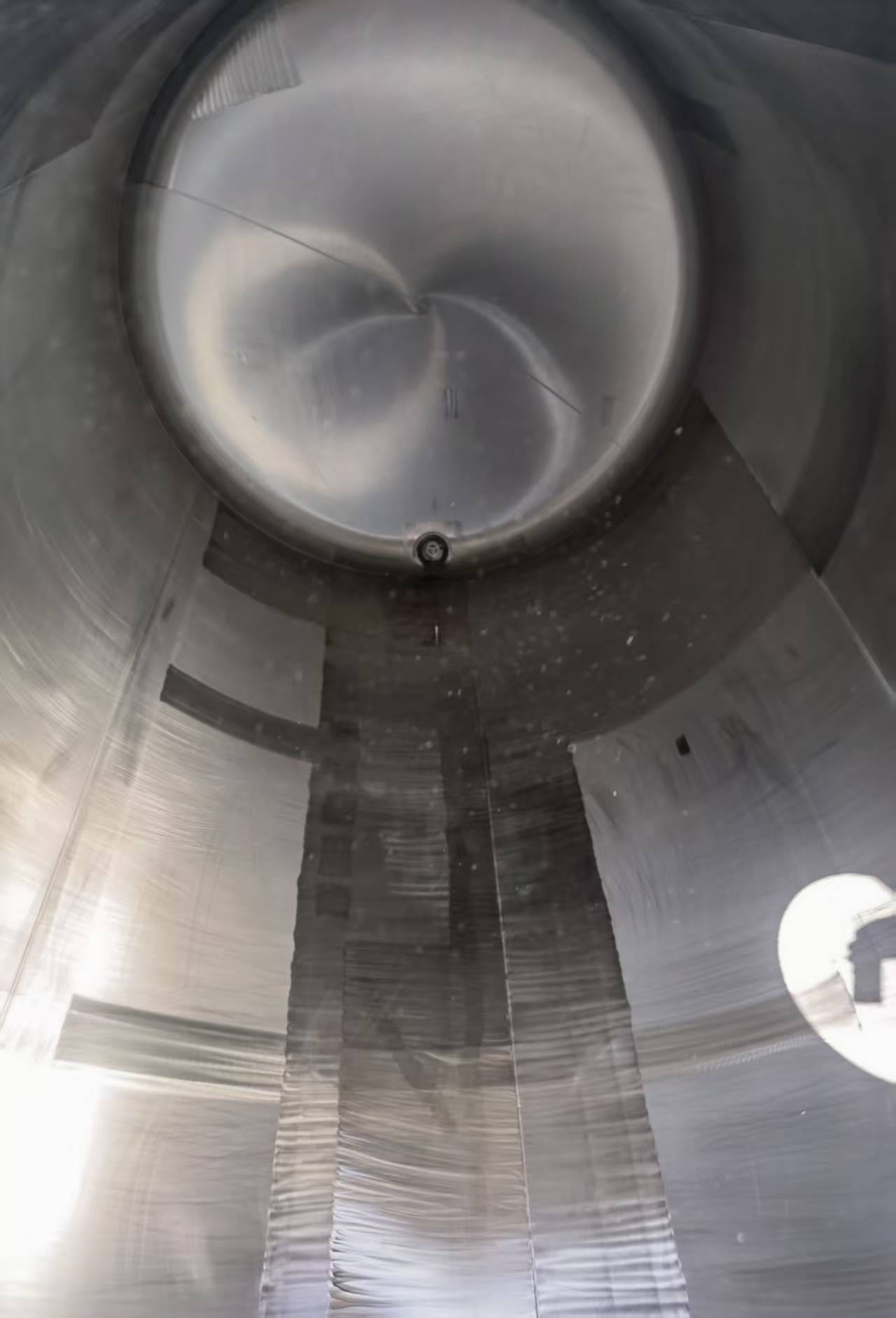 Танк-контейнер 25000 литров, 2007 год Отличное состояние — фото 8