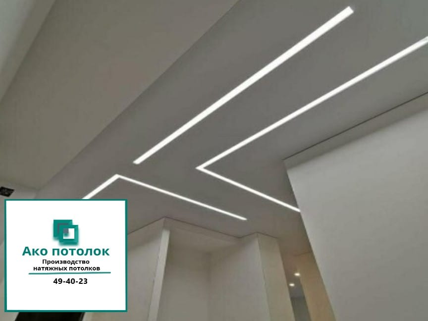 Натяжной потолок в прихожую с установкой в Омске