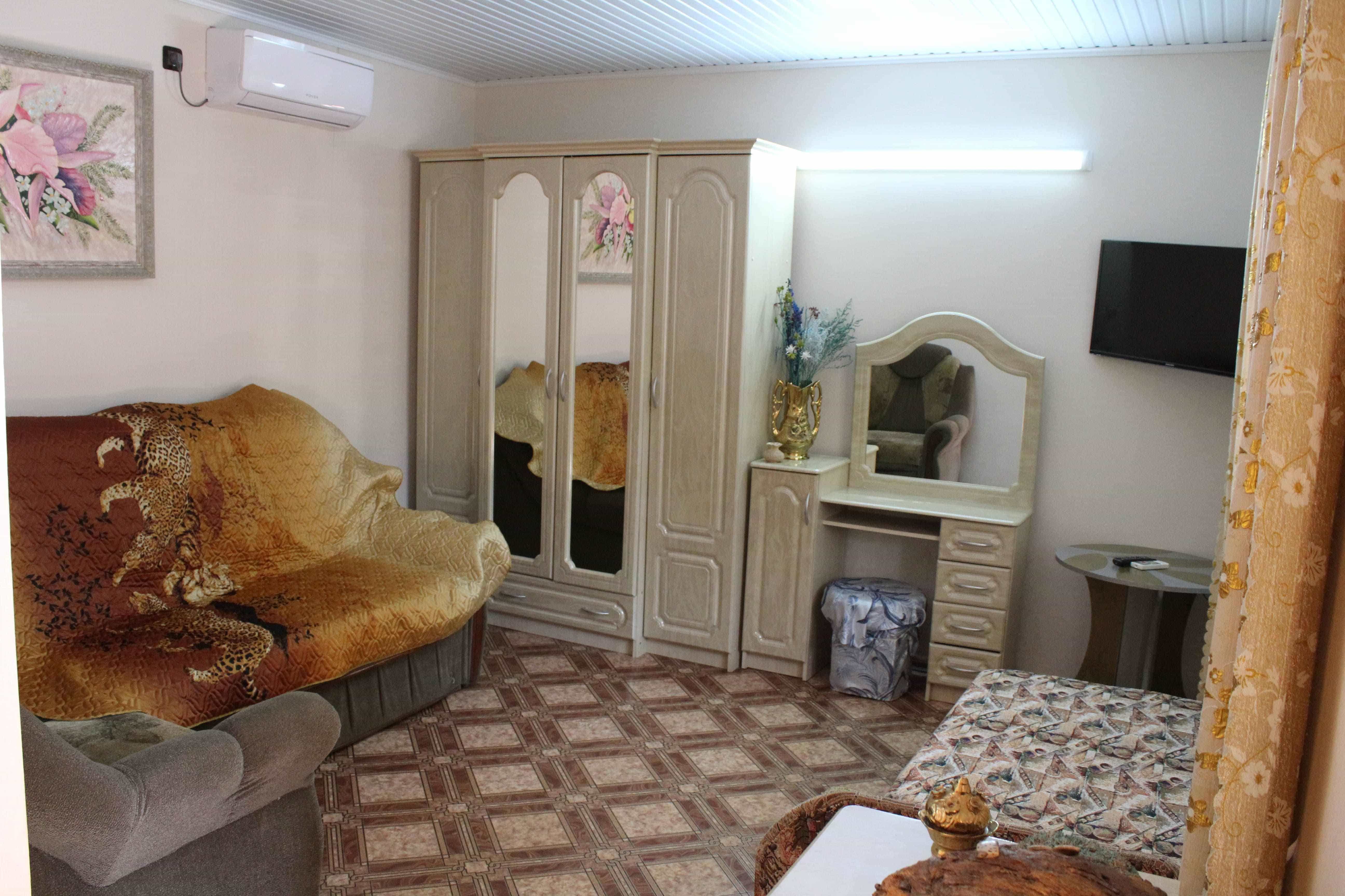 "Уютный домик у Нины" на Шершнева Коктебель на 2026 год — фото 4