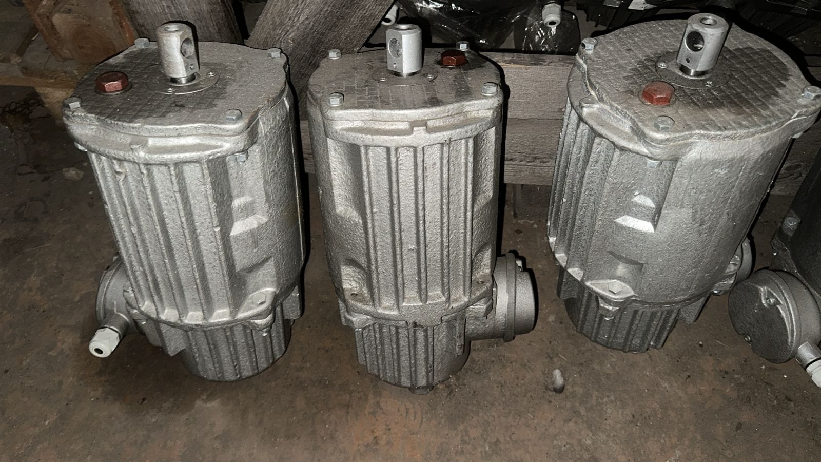 Гидротолкатель ТЭ-25,   30,   50,   80,   200 из наличия ПРОДАМ