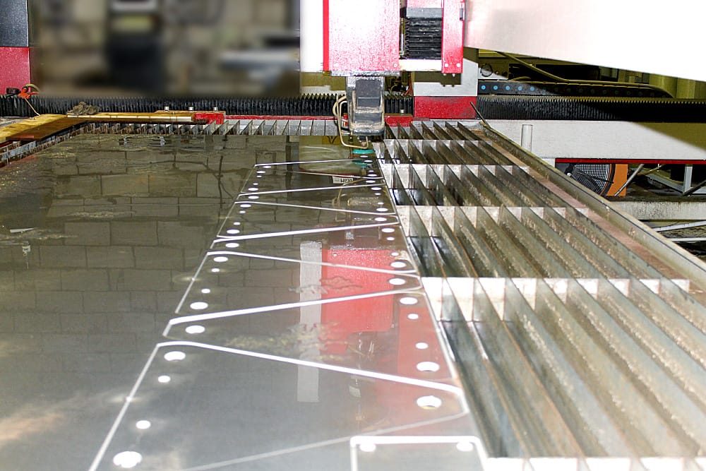 Резка металла и других материалов