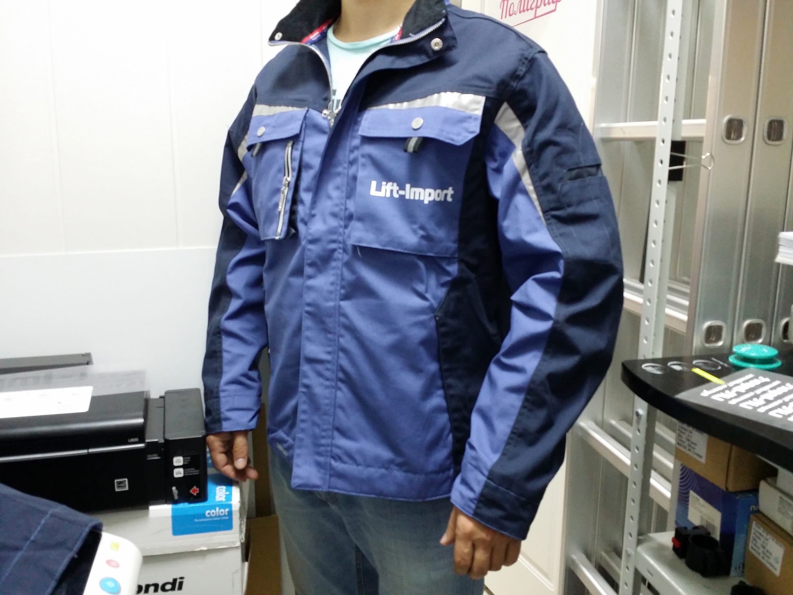 Типография ЮВАО +7(495)5054743 СВАО +7(495)7403558 Печать на одежде. Широкоформатная и УФ печать. Рекламные конструкции: Стенды. Вывески. Указатели. Баннеры. Наклейки. Таблички. Щтендеры — фото 4