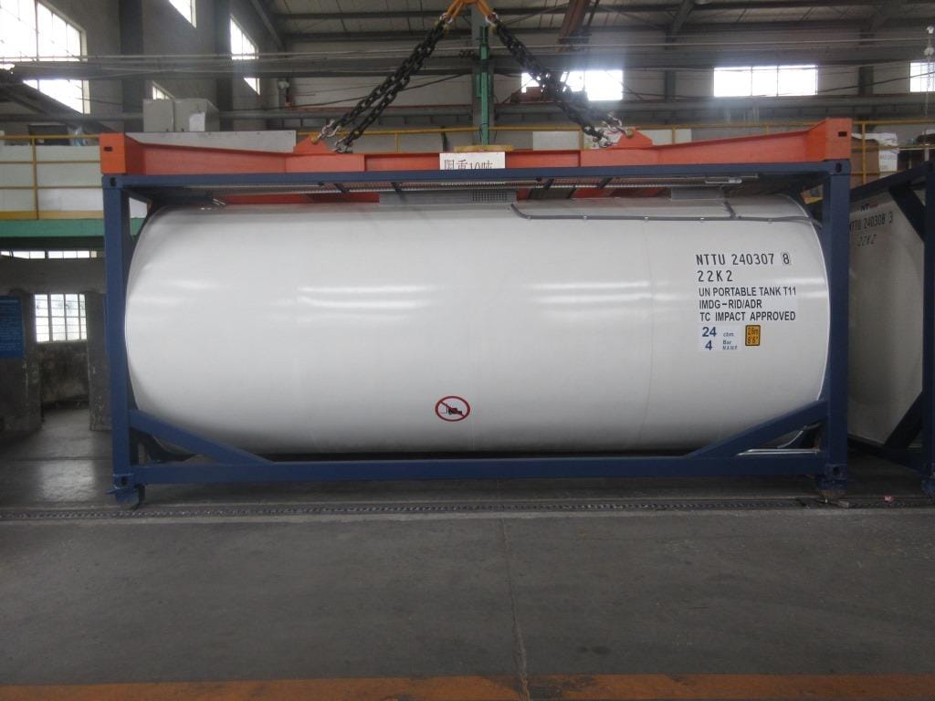 Танк-контейнер тип Т11 объём 24м3 для перевозки жидких реагентов, новый.