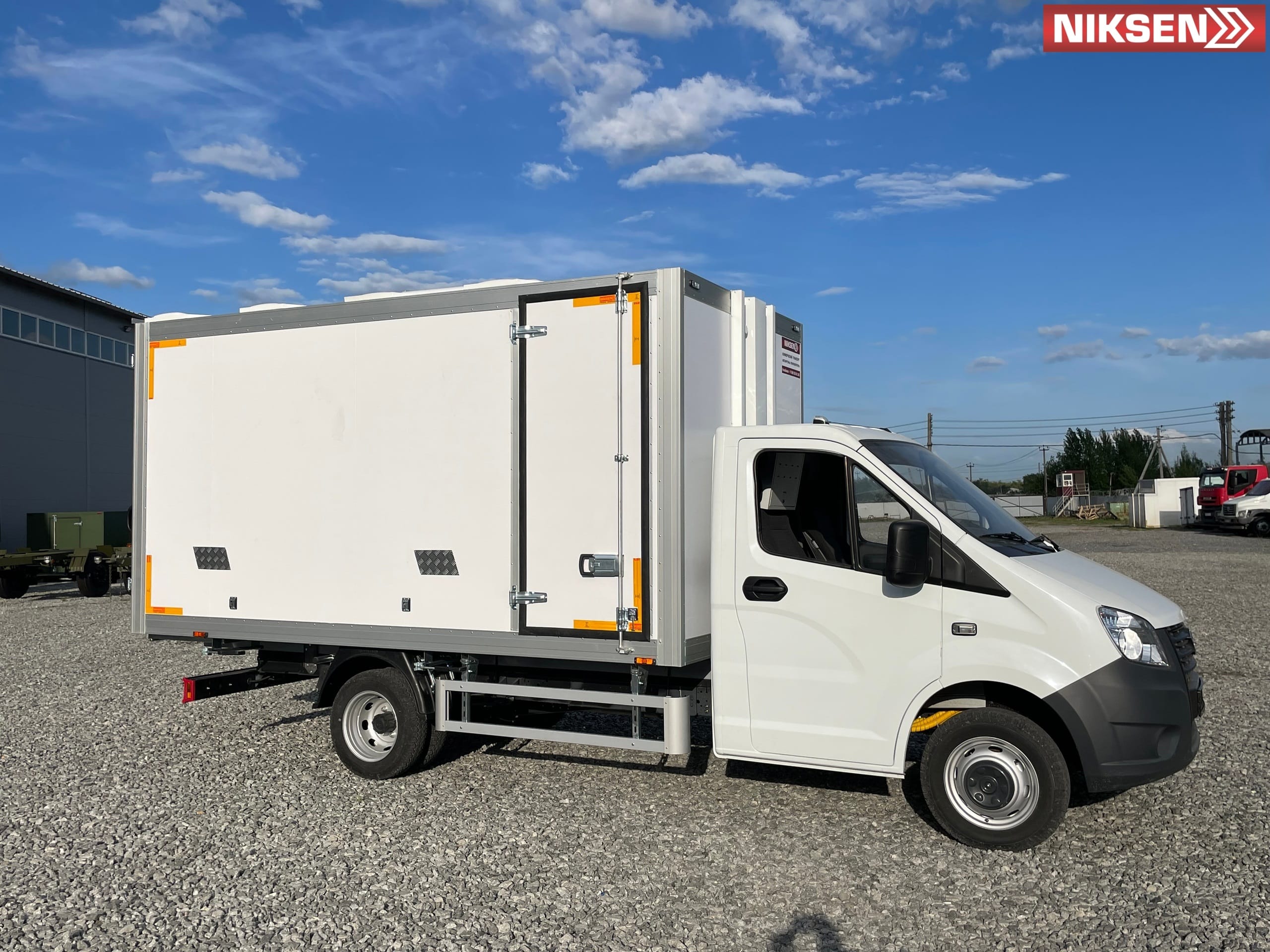 Цыплятовоз «NIKSEN» на шасси ГАЗель NEXT