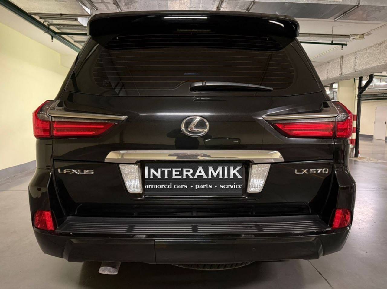 Lexus LX 570 бронированный (В6/В7) 2017г. — фото 2