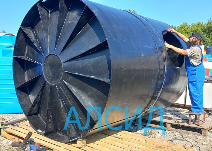 20 кубовая емкость из полиэтилена. — фото 4