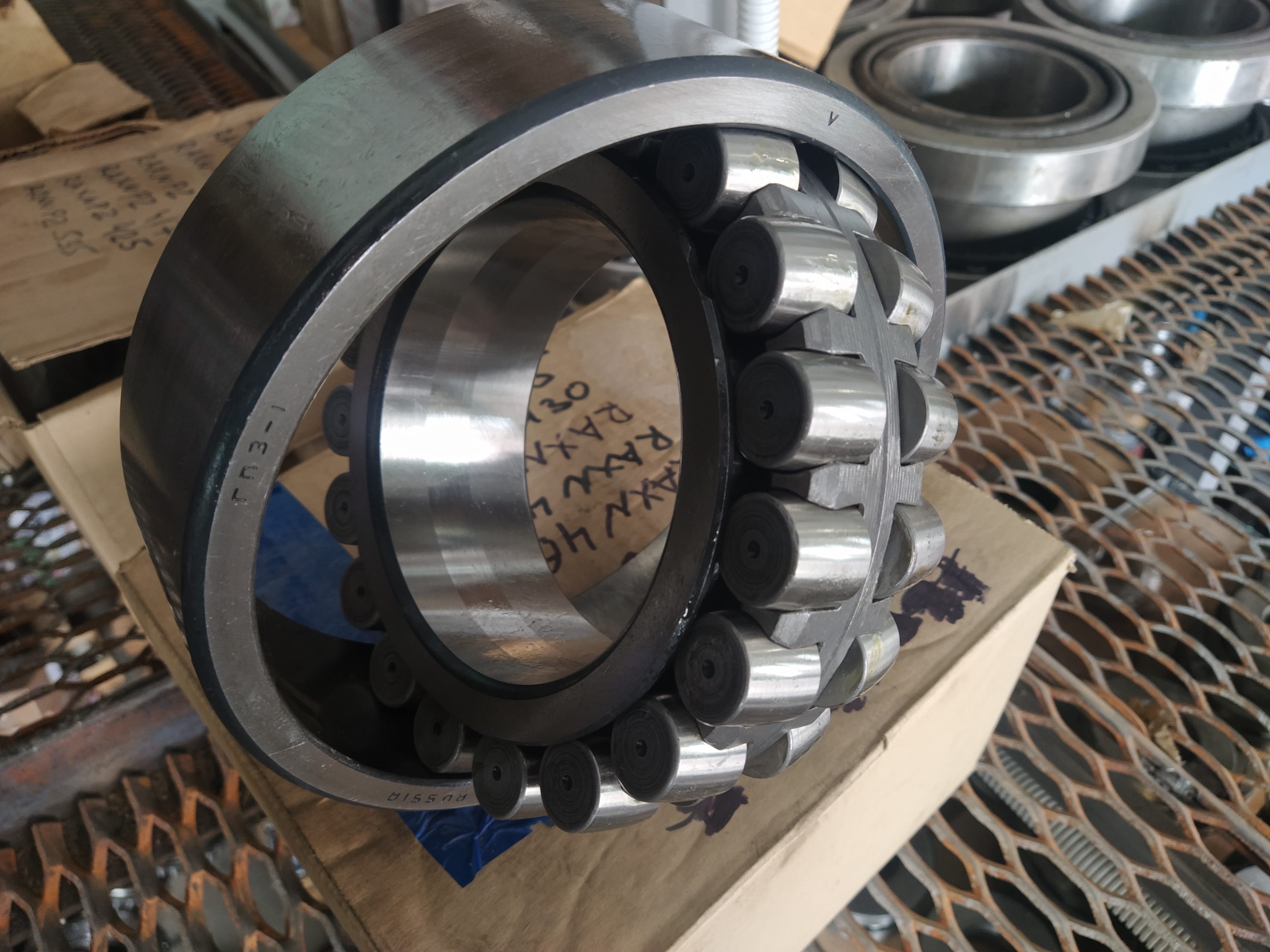 Подшипник 3203 B2RSRTNG