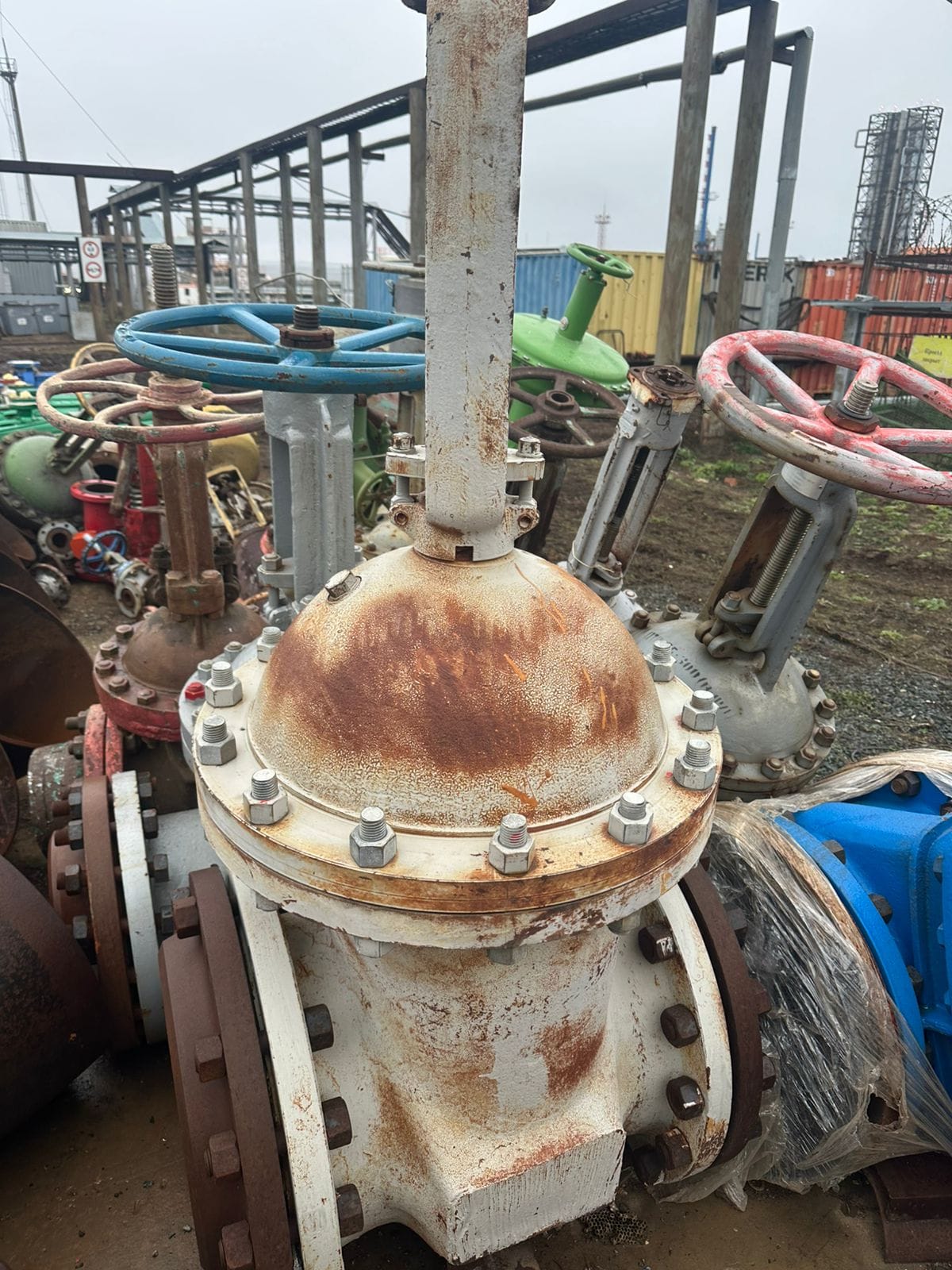 Куплю задвижки краны шаровые vexve ситал кмс броен балломакс