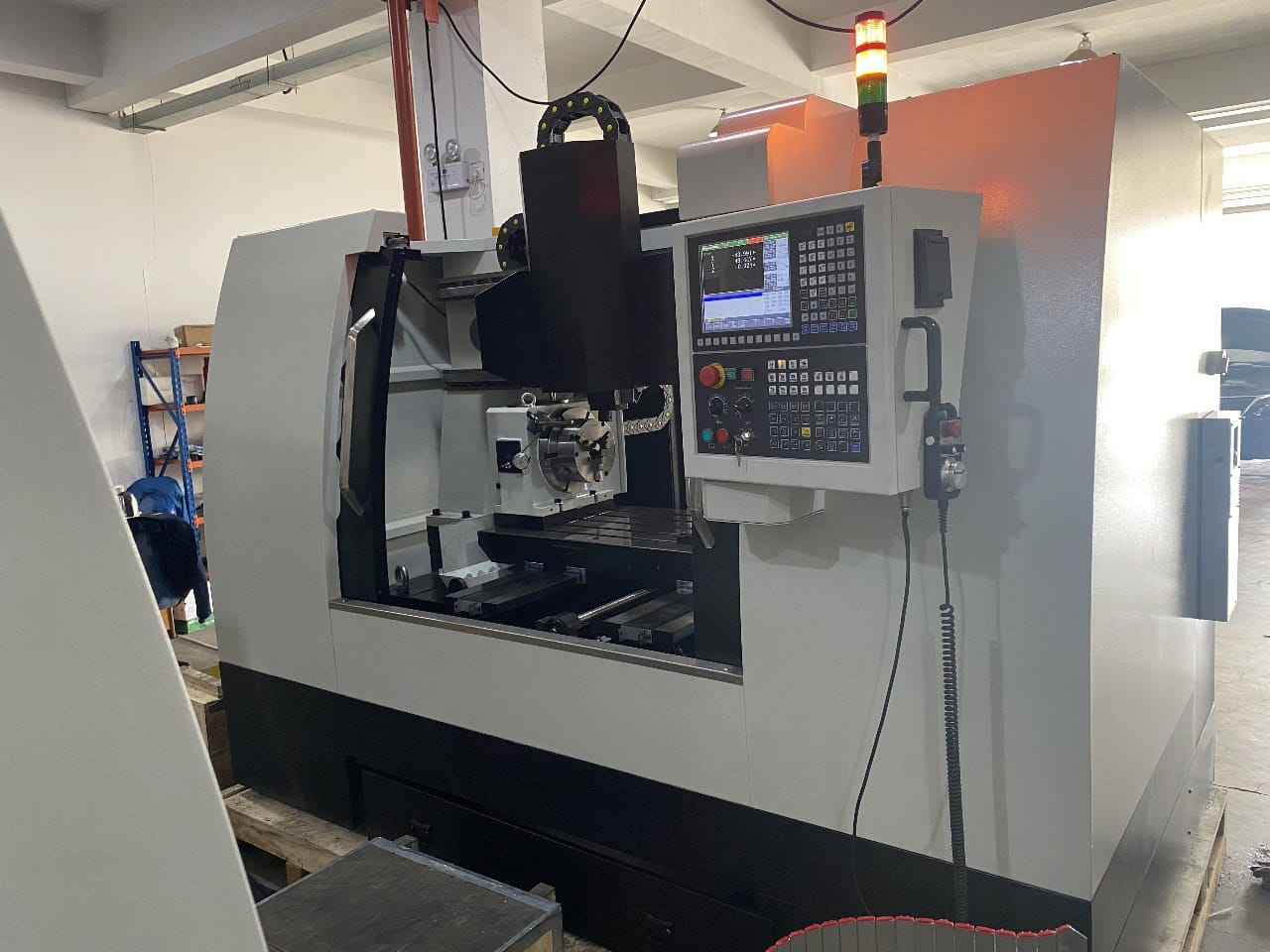 Строгальный станок С ЧПУ BS80240