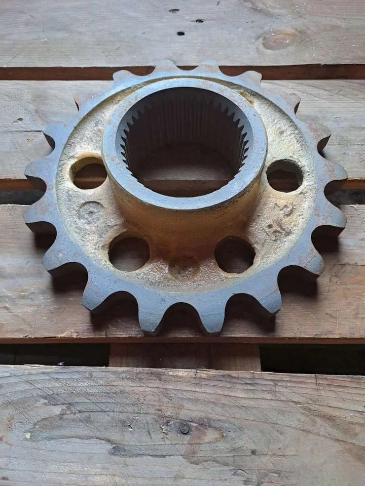 Звездочка механизма поворота колонки для экскаваторов ЭО-2621 ЮМЗ В-2