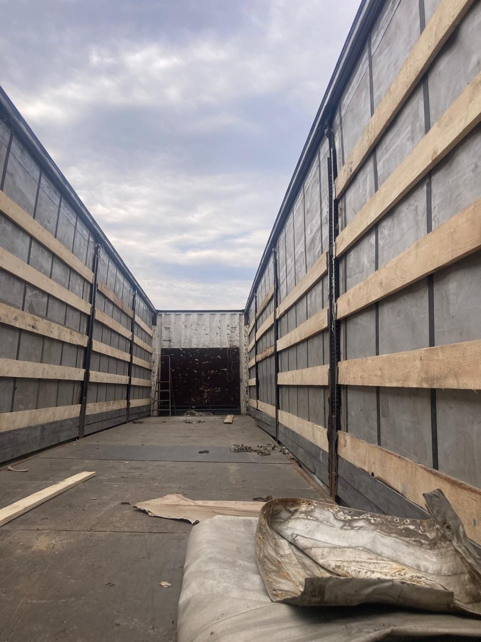 Ремонт  каркасов и тентов ООО Изапром