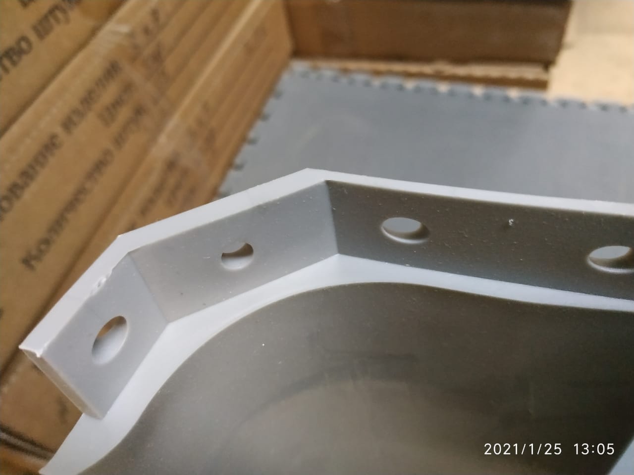 Промышленный плинтус из ПВХ ПП 100х60 — фото 4