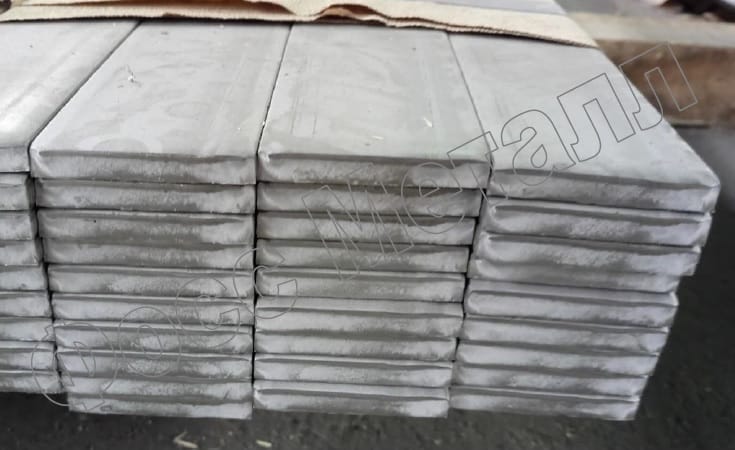 Полоса нержавеющая матовая горячекатаная 50х8 AISI 304 длина 6м