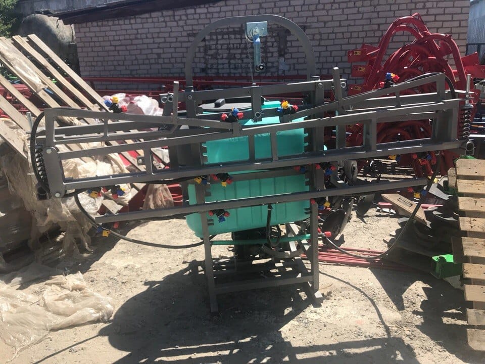 Опрыскиватель навесной усиленный OGR 300 литров 10м (Россия) — фото 2