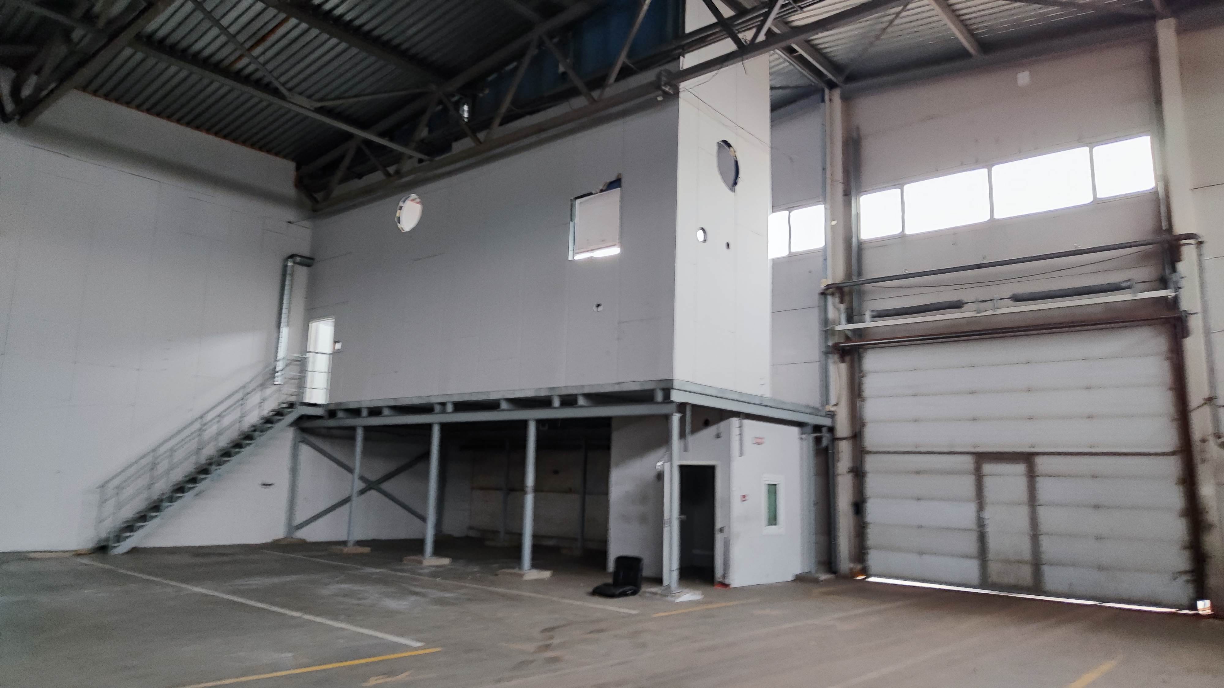 Отличный тёплый склад или производство, 150 кВт, все коммуникации. — фото 8