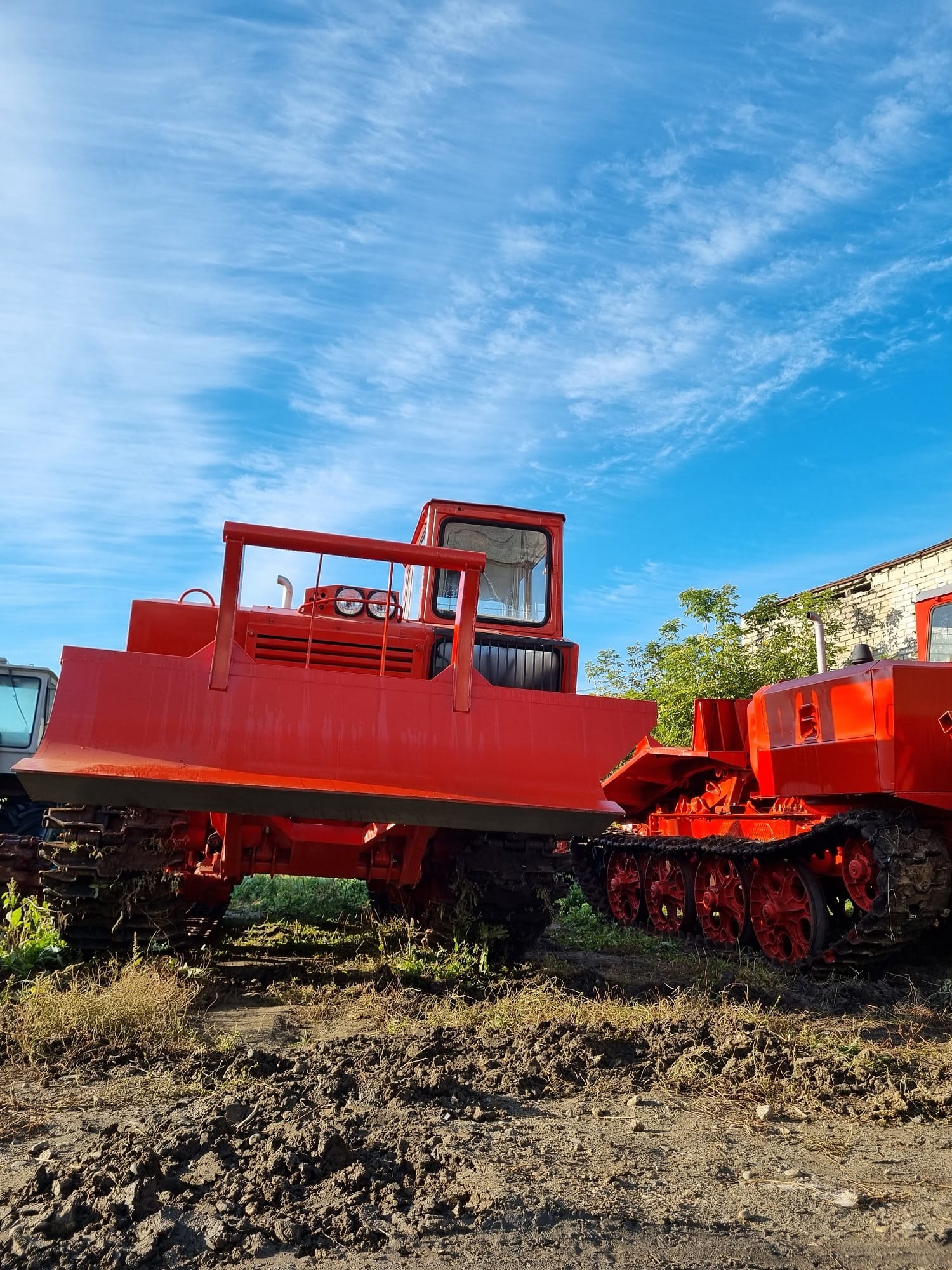 Трактор гусеничный ТДТ-55