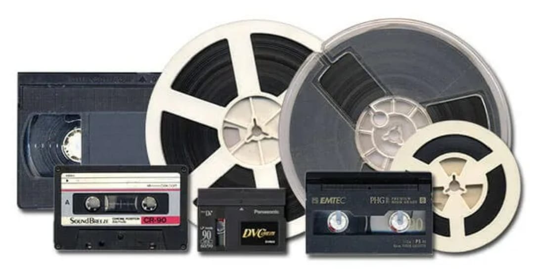 Перезапись с аудиокассеты,               пластинки,               фотопленки на CD&#x2F;DVD.               Переписать на диск