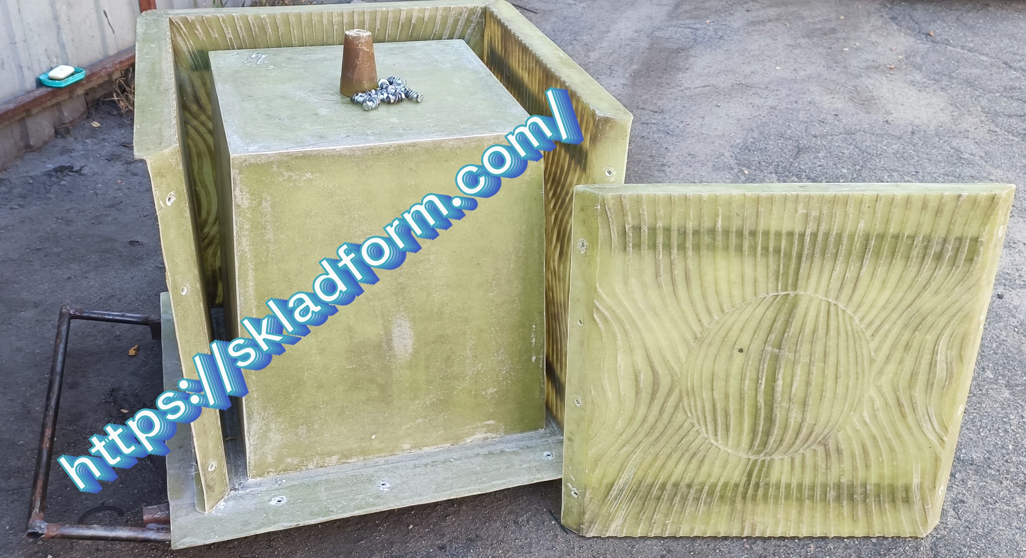 Формы для бетонного Кашпо Зебра львовская