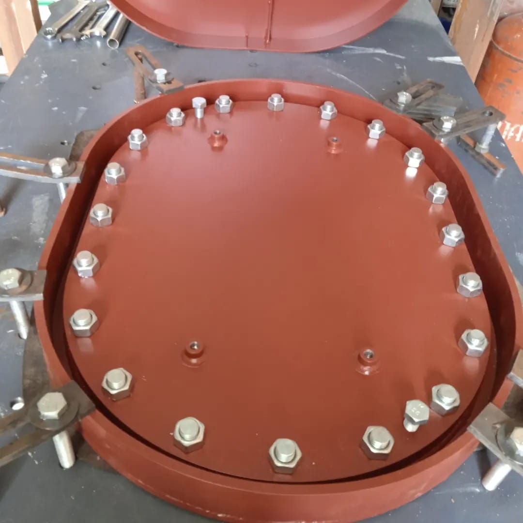 Горловины судовые Тип D (крышка горловины типа В,   потайной комингс,   верхняя крышка,   шпильки) — фото 3