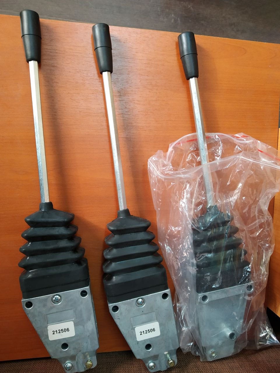 Трос управления гидрораспределителем NORSE для мусоровозов, мультилифтов — фото 5