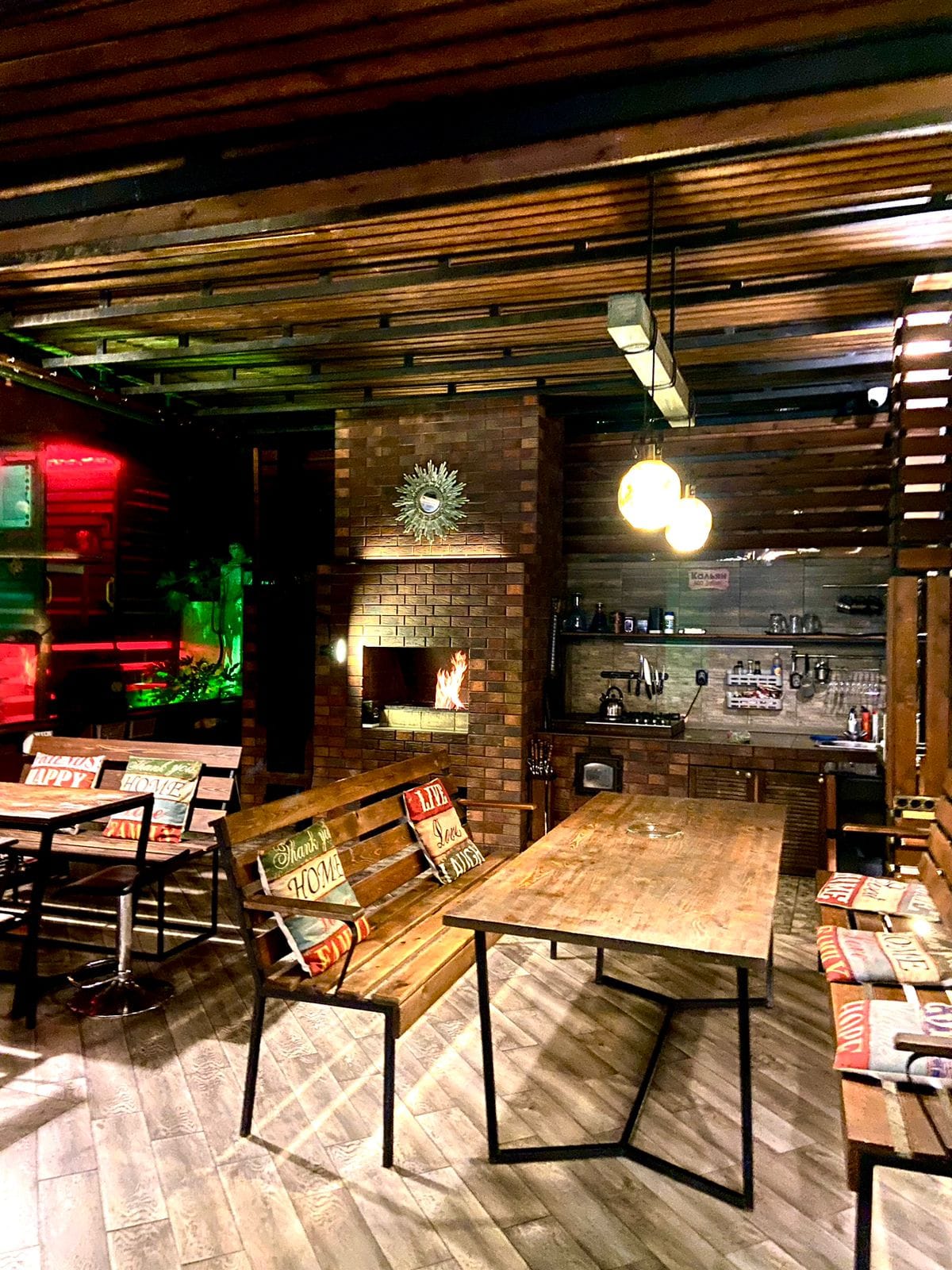 Апартаменты с теплым бассейном в центре Сириуса — фото 8