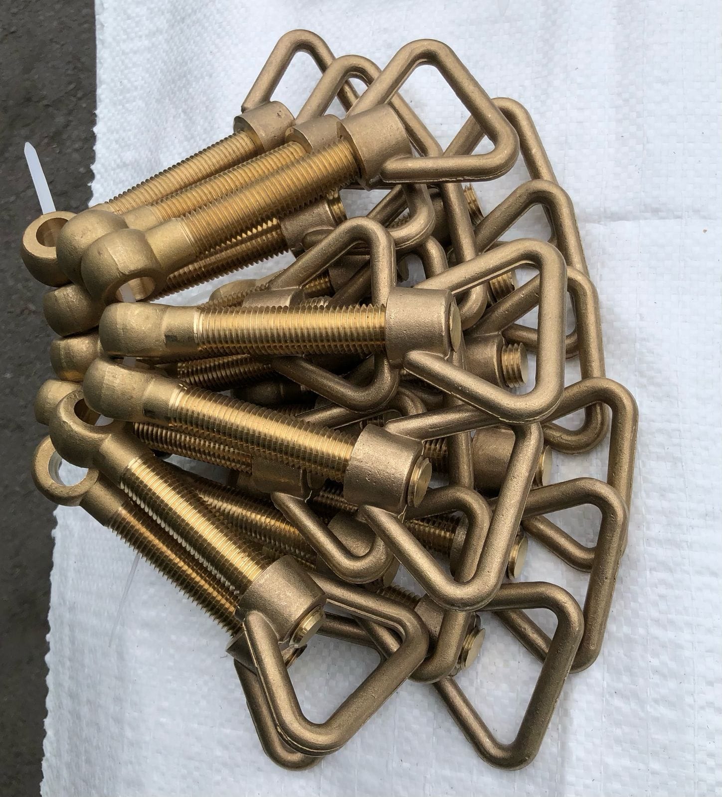 Комплектующие ( гайки-барашки,   болты откидные) — фото 4