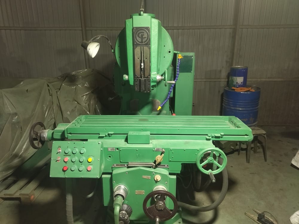 Фрезерные станки 6Т12,6Р82Ш, 6М83Ш, 6Р10, 675, FSS400, 6Р82, продам