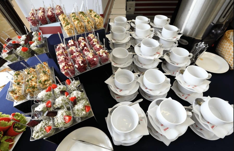 Кофе брейк - организация в Москве и Подмосковье заказать по низкой цене с доставкой — фото 4