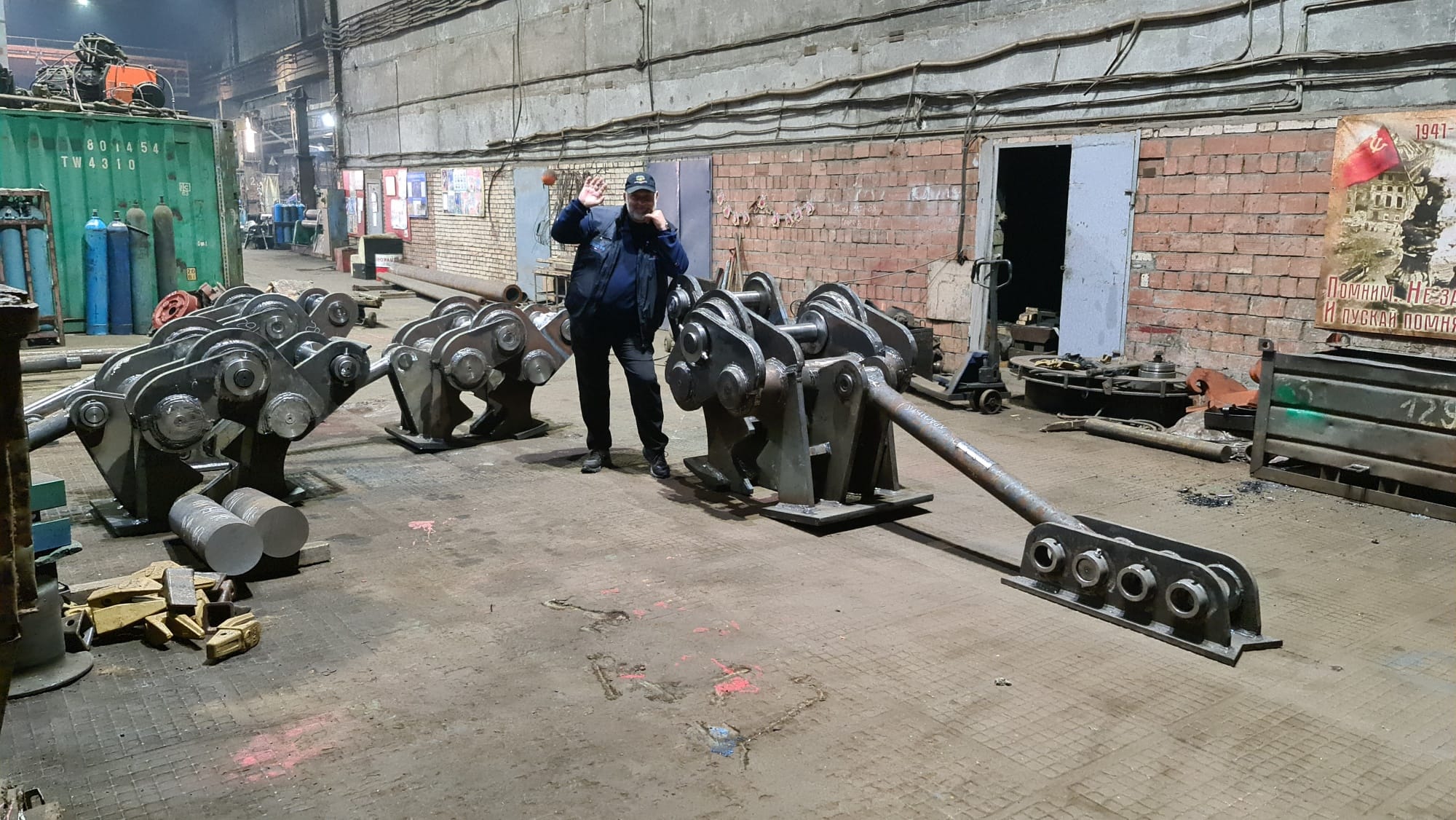 Крашеры для экскаваторов (смазка не требуется)