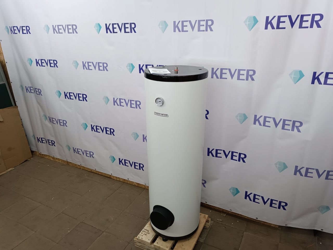 Бойлер косвенного нагрева БКН-200 литров с технолюком