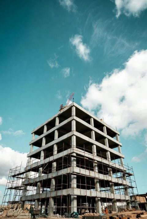 Мониторинг зданий и сооружений для безопасности и устойчивости в Екатеринбурге