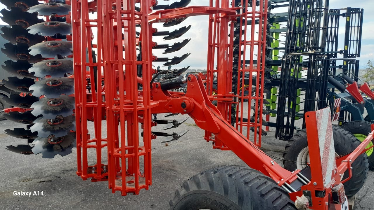 Тяжелая дисковая борона Gaspardo TZAR 600