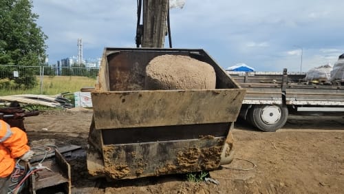 Просеивающий ковш для различных материалов