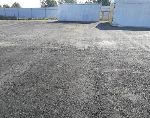 Сдается открытая площадка под склад 600м