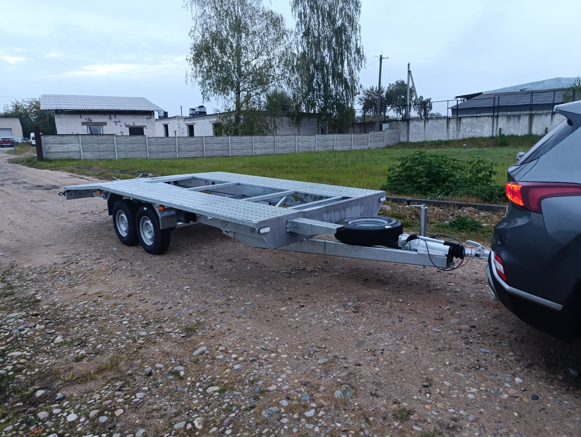 Новый прицеп автовоз,   5.  00м X 2.1м -3500кг — фото 2