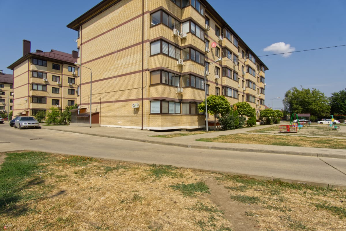 Квартира с новым ремонтом по доступной цене — фото 6