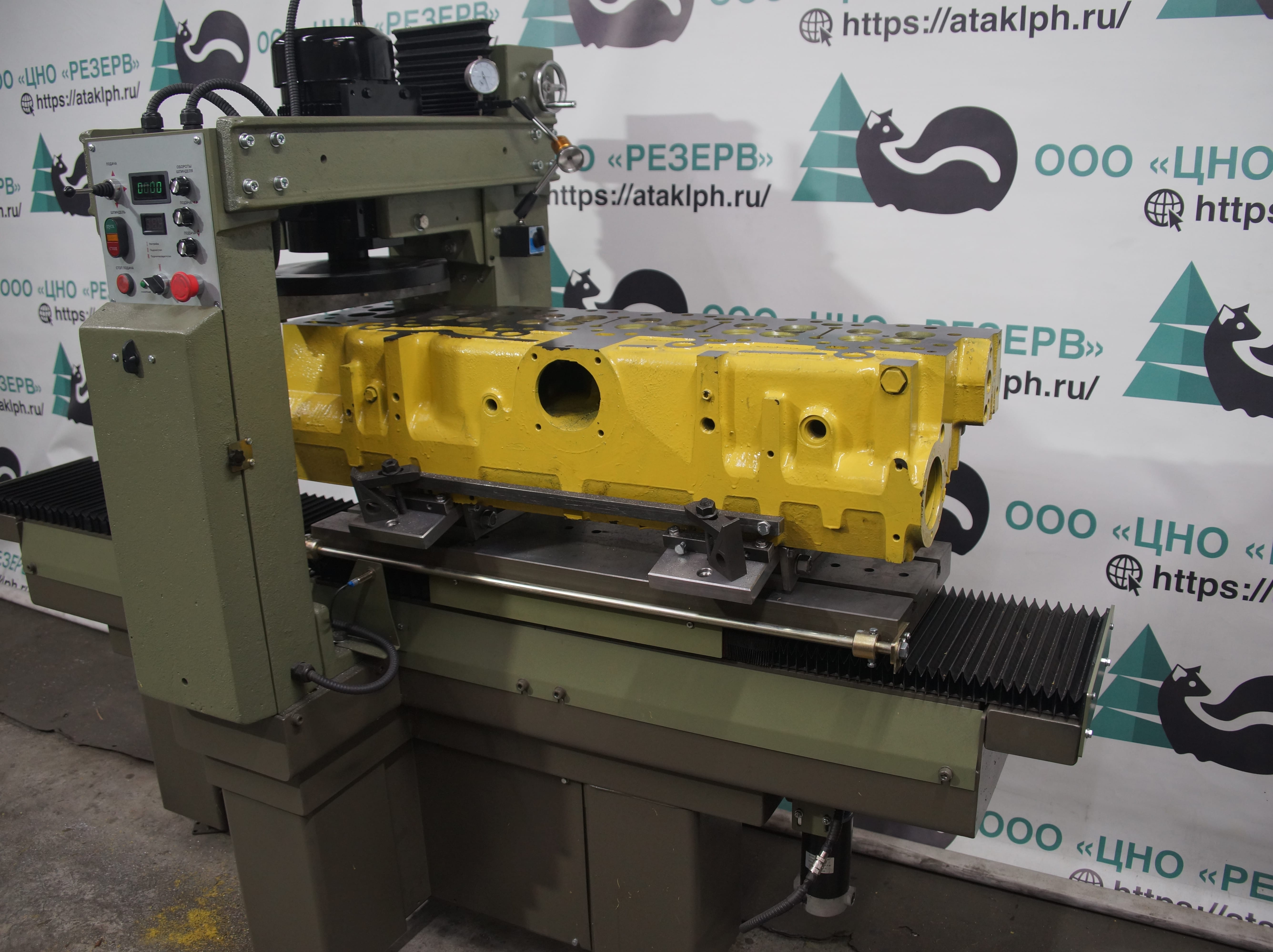 Фрезерный станок для ГБЦ и блоков цилиндров 6Р-800Т для грузовиков