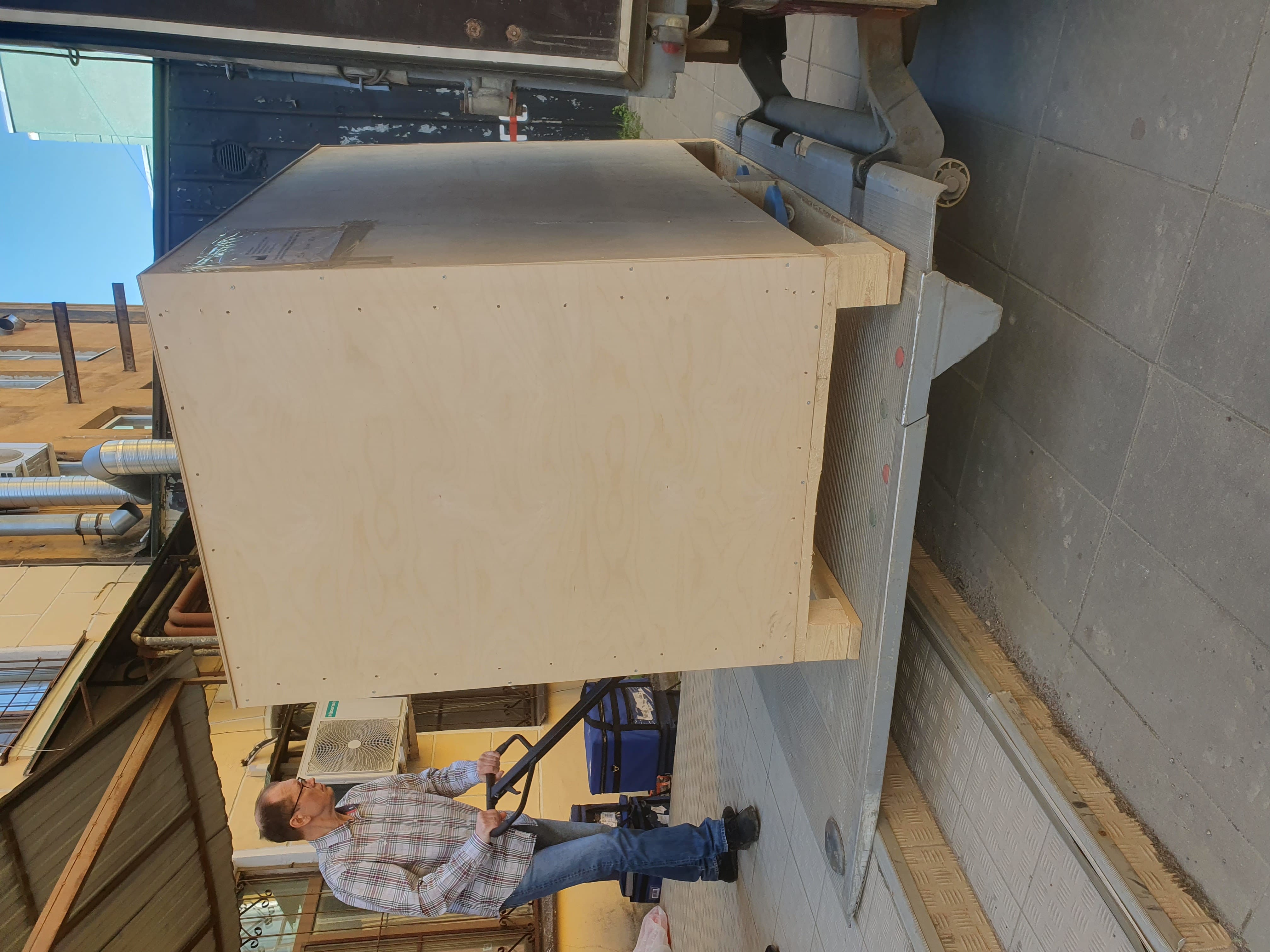 Грузоперевозки гидроборт до 3 тонн 23 куба Санкт-Петербург — фото 3