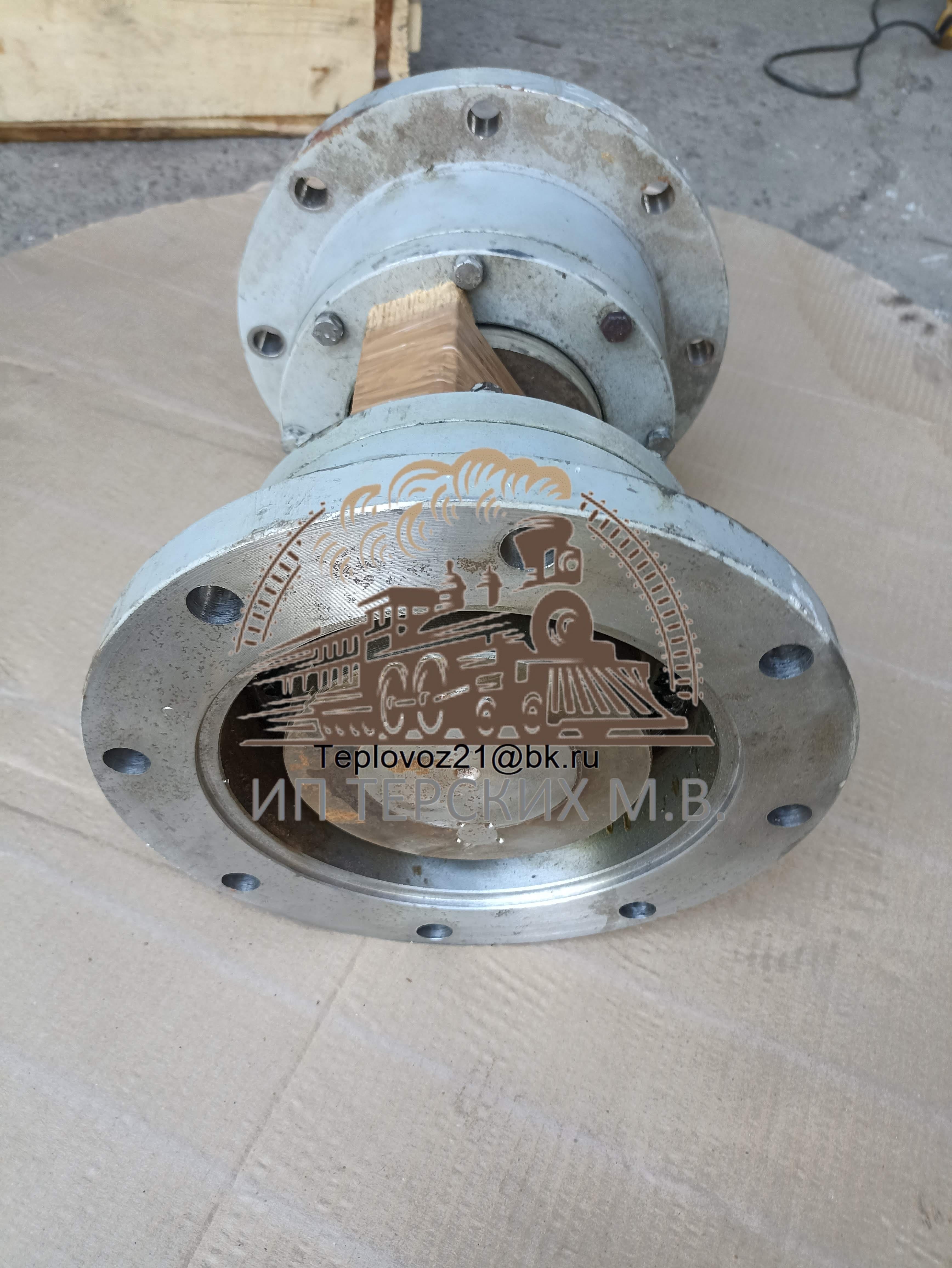 Вал промежуточный с зубчатыми муфтами ТГ30.65.11.000 тепловоза ТГМ23В, Д. от завода-изготовителя .