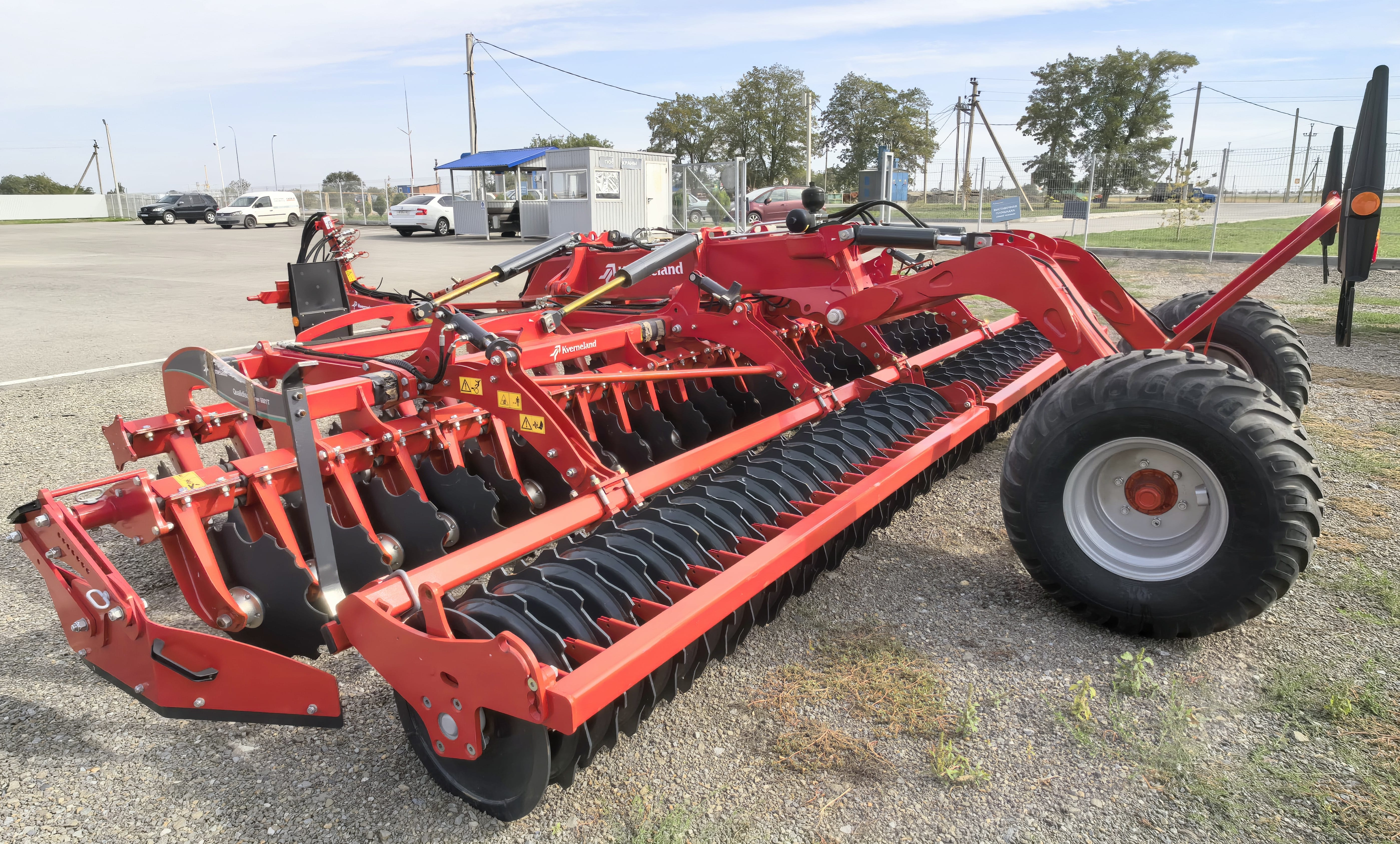 Дисковая борона Kverneland Qualidisck Farmer 6001T — фото 6